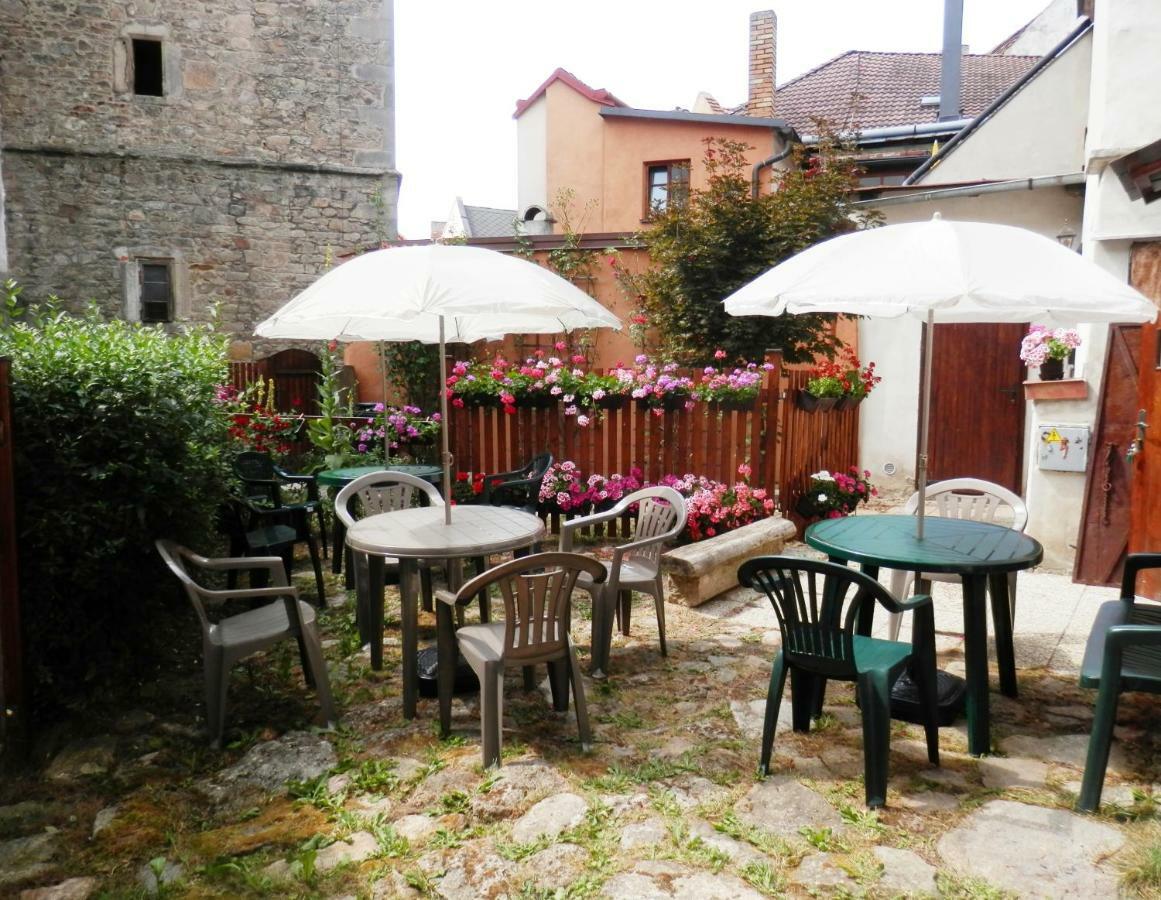 Apartmany U Sv. Floriana Slavonice Exterior foto